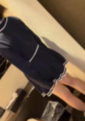 【初】※FC2初！ 社会人一年目で左遷された地味 (芋)系眼鏡っ㋙。ひさしぶりの肉棒に欲情。敏感マン㋙自らひろげて潮吹き大洪水.中出し懇願。(特典付き)